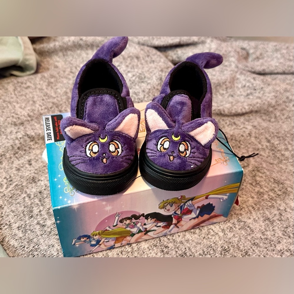Vans x Sailor Moon Toddler Luna Slip On Shoes size 3 NIB